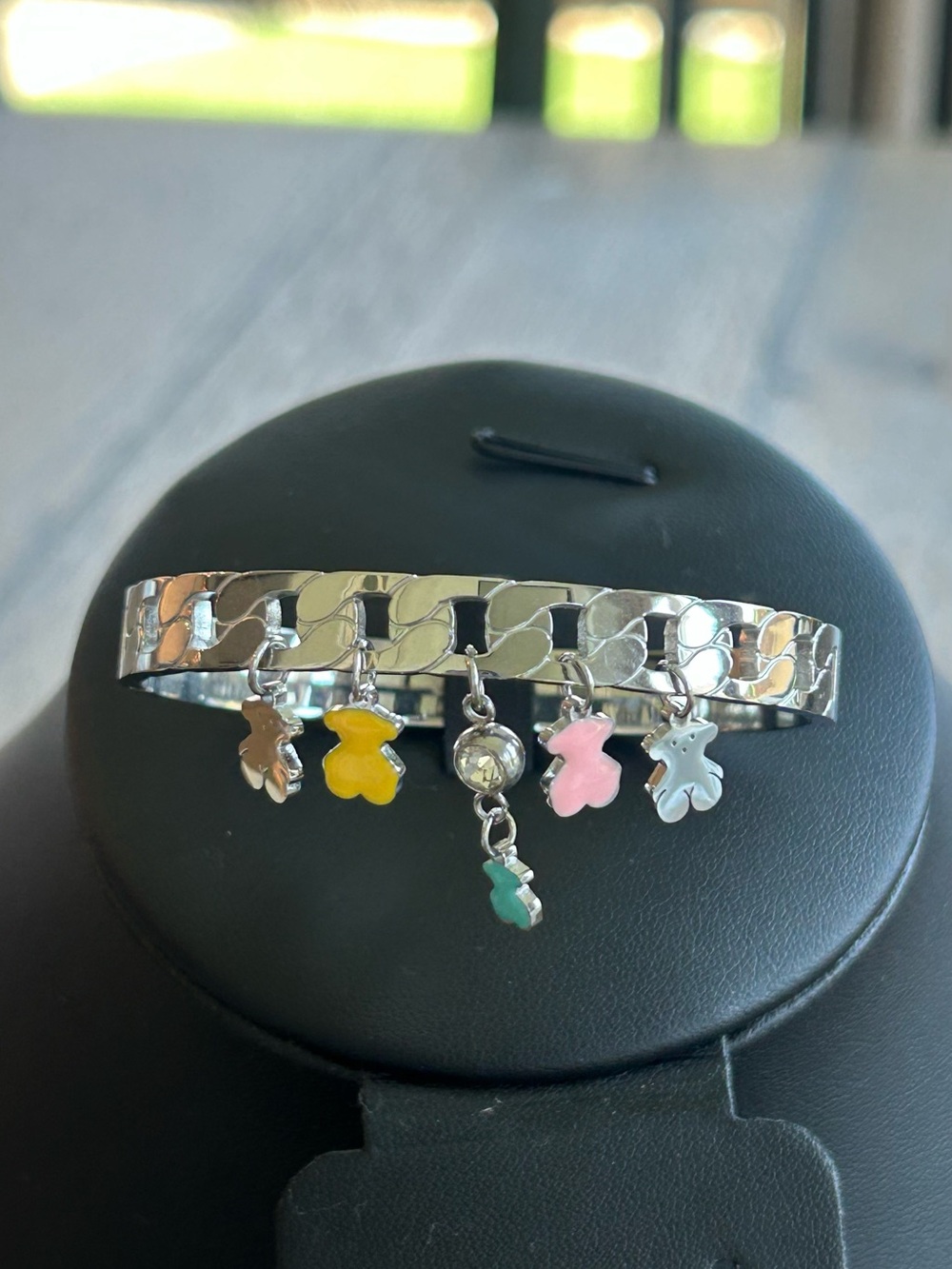 Brand New Silver Tone Ladies Hinge Bracelet with Multicolor Teddy Charms